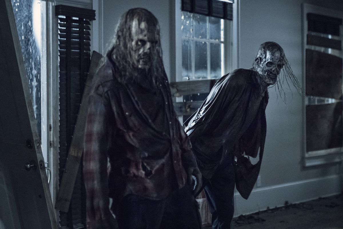 Two zombies walk into a house (this is not a joke setup this is The Walking Dead)
